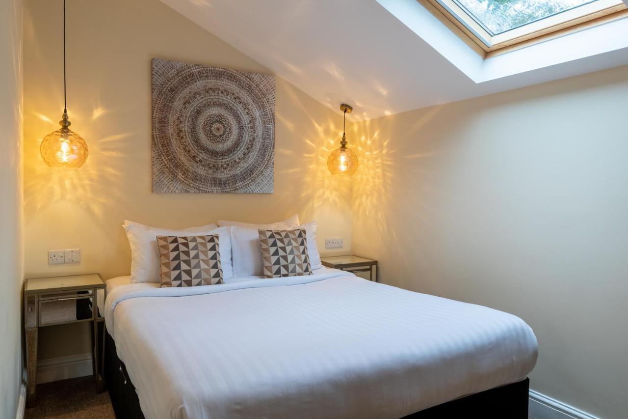 Lakes Hotel & Spa Bowness-on-Windermere Εξωτερικό φωτογραφία A bedroom at the hotel