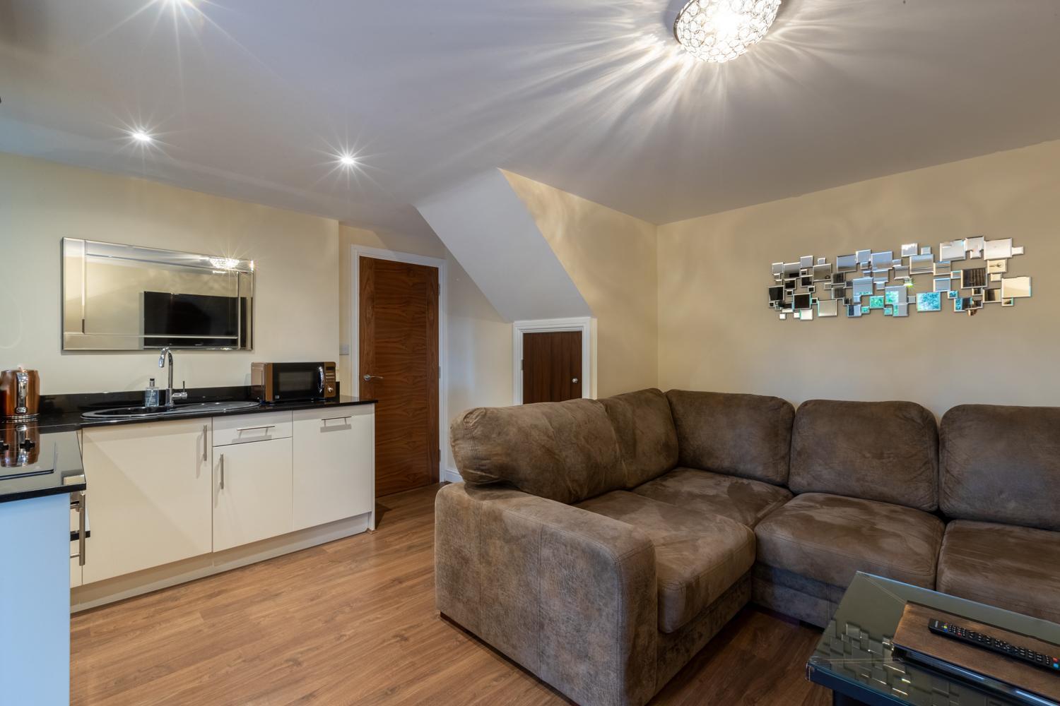 Lakes Hotel & Spa Bowness-on-Windermere Δωμάτιο φωτογραφία A typical apartment at the hotel