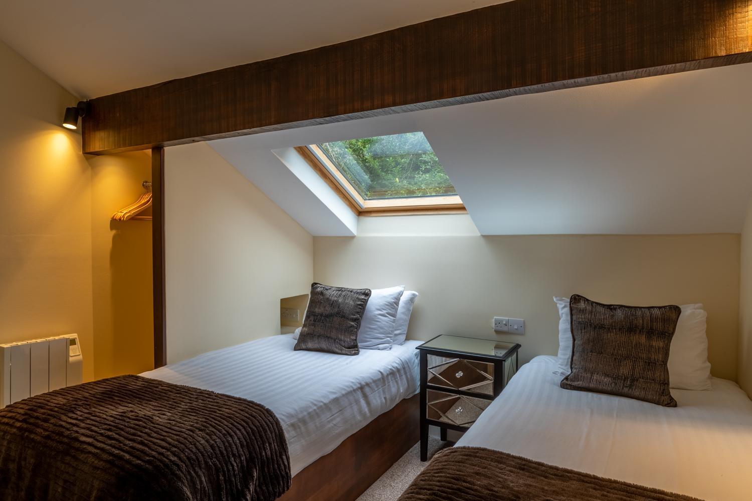 Lakes Hotel & Spa Bowness-on-Windermere Δωμάτιο φωτογραφία A room at the hotel