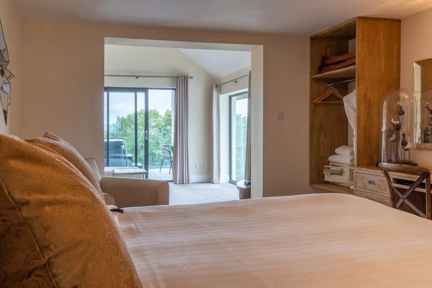 Lakes Hotel & Spa Bowness-on-Windermere Δωμάτιο φωτογραφία A bedroom at the hotel