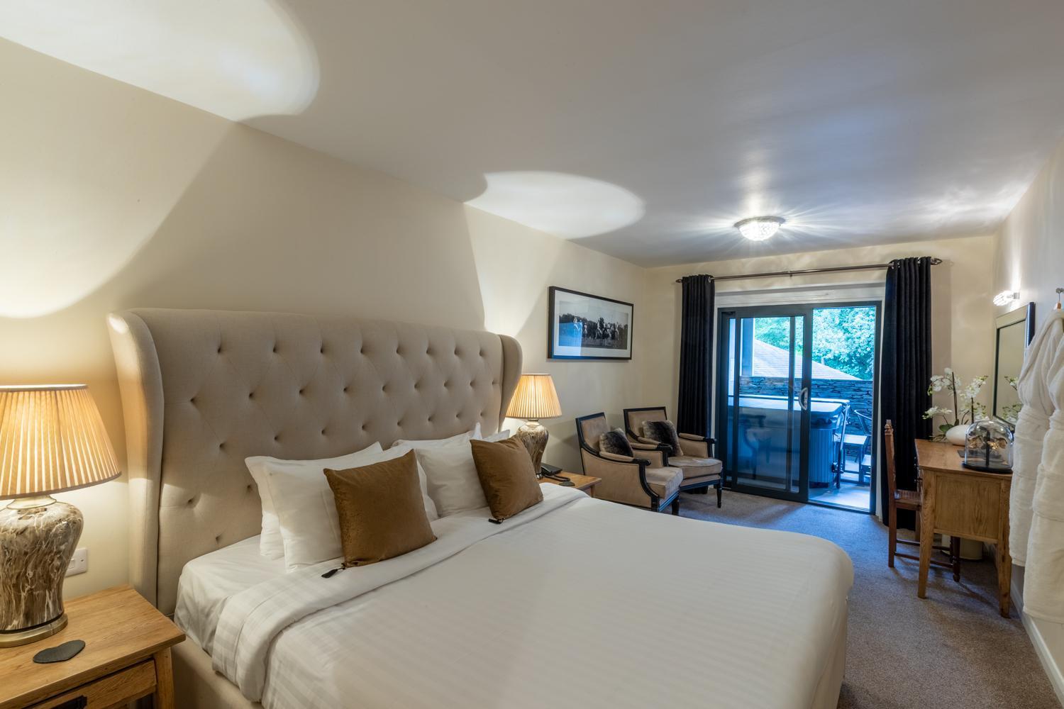 Lakes Hotel & Spa Bowness-on-Windermere Δωμάτιο φωτογραφία A bedroom at the hotel